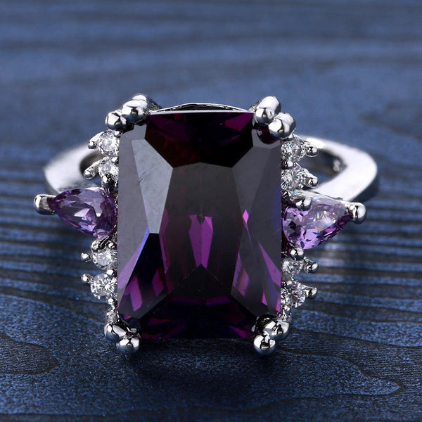 Ella - Amethyst  Ring