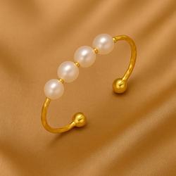 Evelyn - Rotating Pearl Orbit Ring