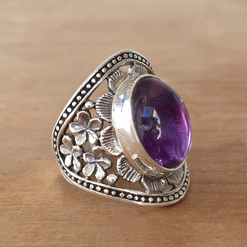 Elizabeth - Amethyst Ring