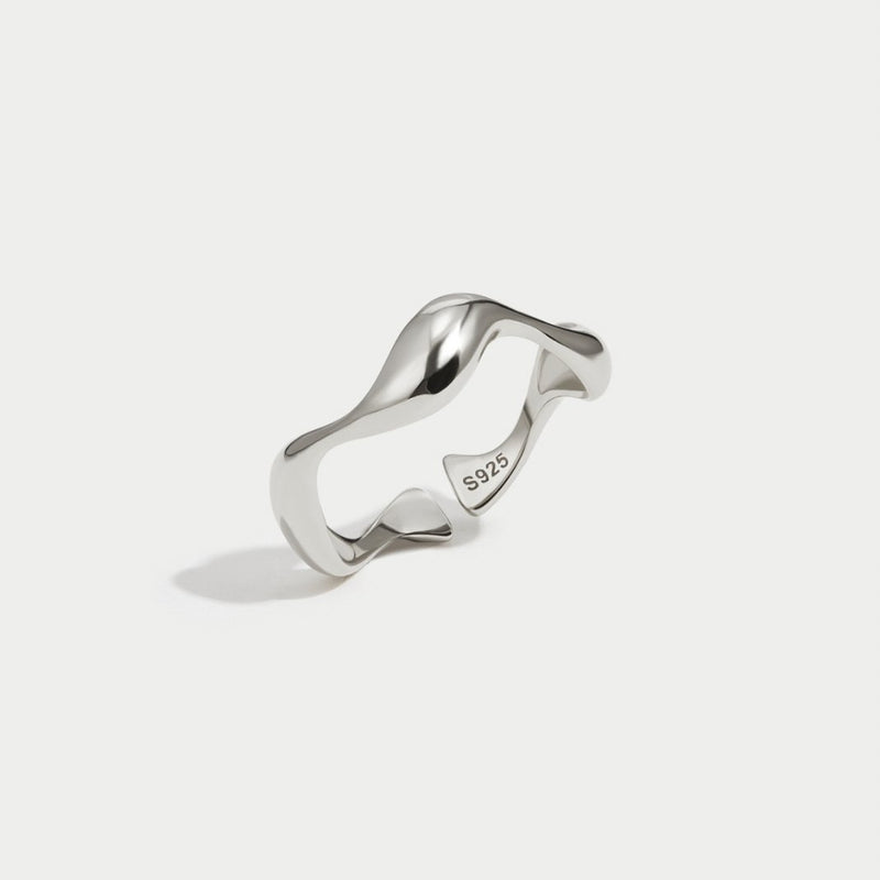 Elle - Adjustable Silver Wave Ring
