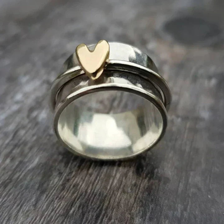 Clara  - Retro Heart Drop Silver Ring