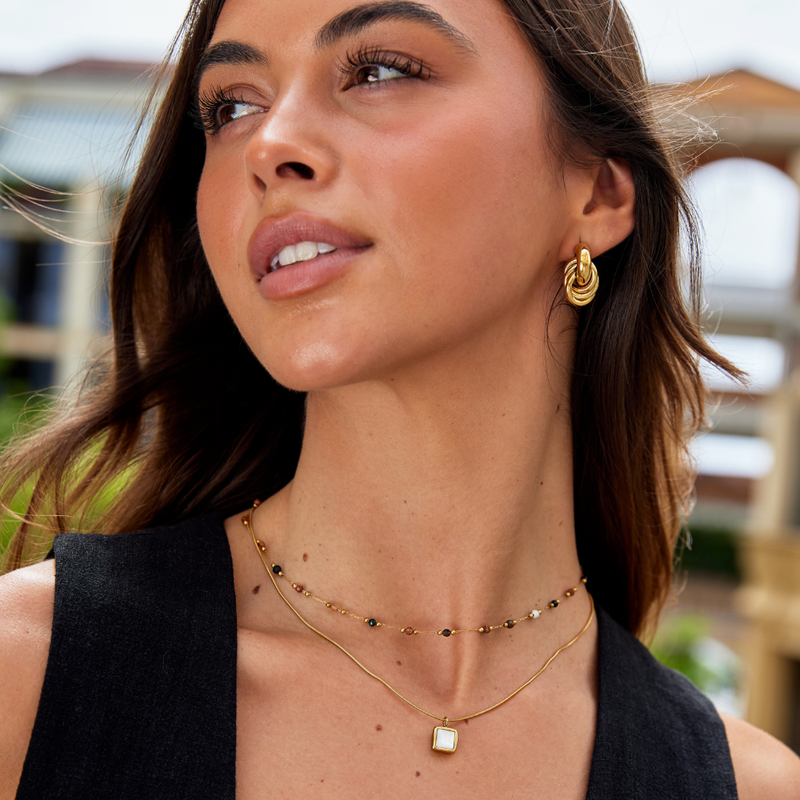 Luly - Gemstone Pendant Necklace