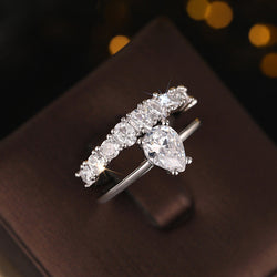 Vivienne Hartley - White Gold Ring