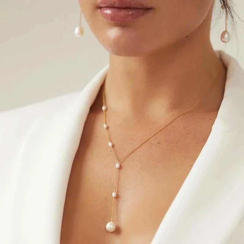 Heidi - Vintage Pearl Pendant Necklace