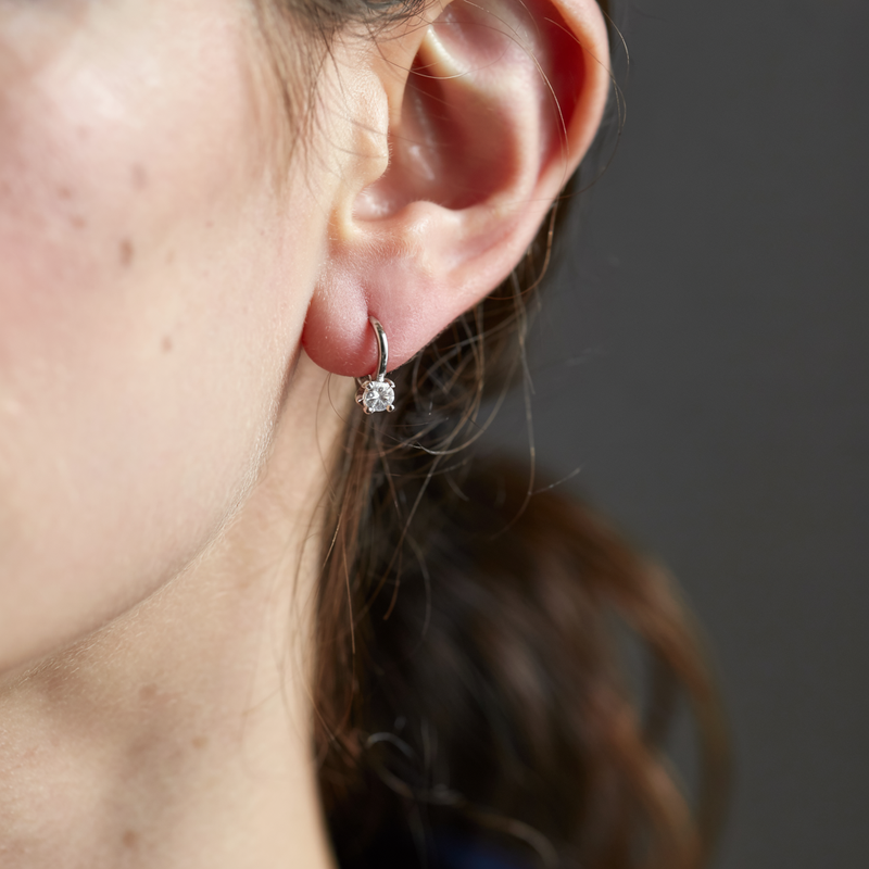 Fiona - Sparkling Gold Stud Earrings