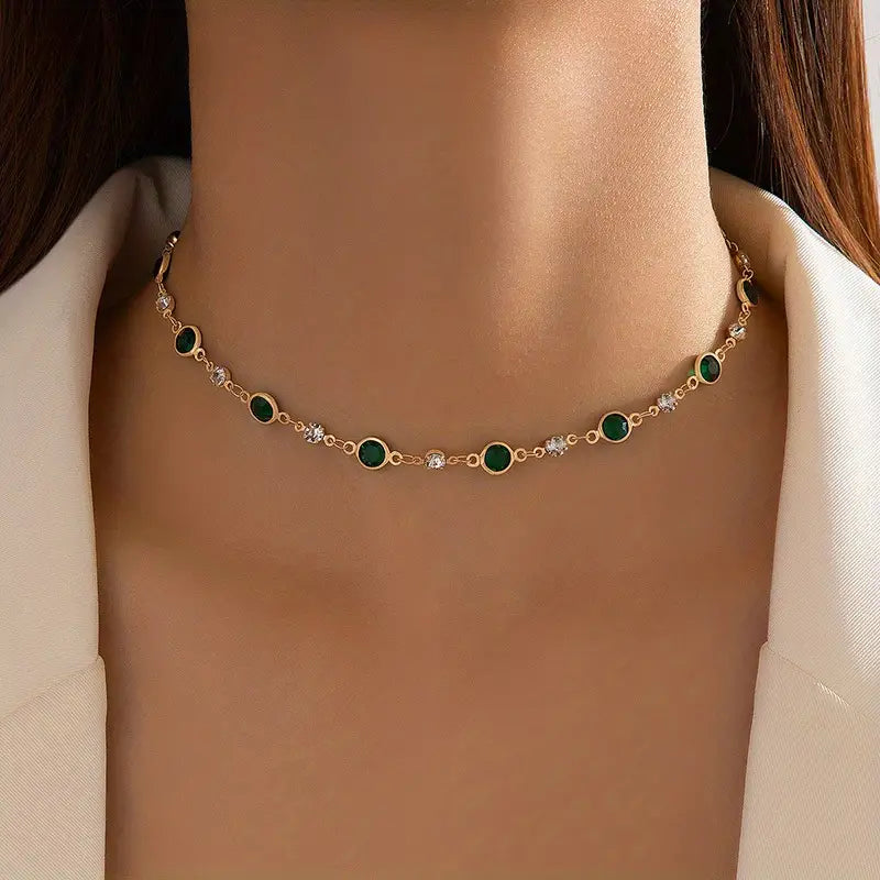 Elira - Gold Vescari Necklace