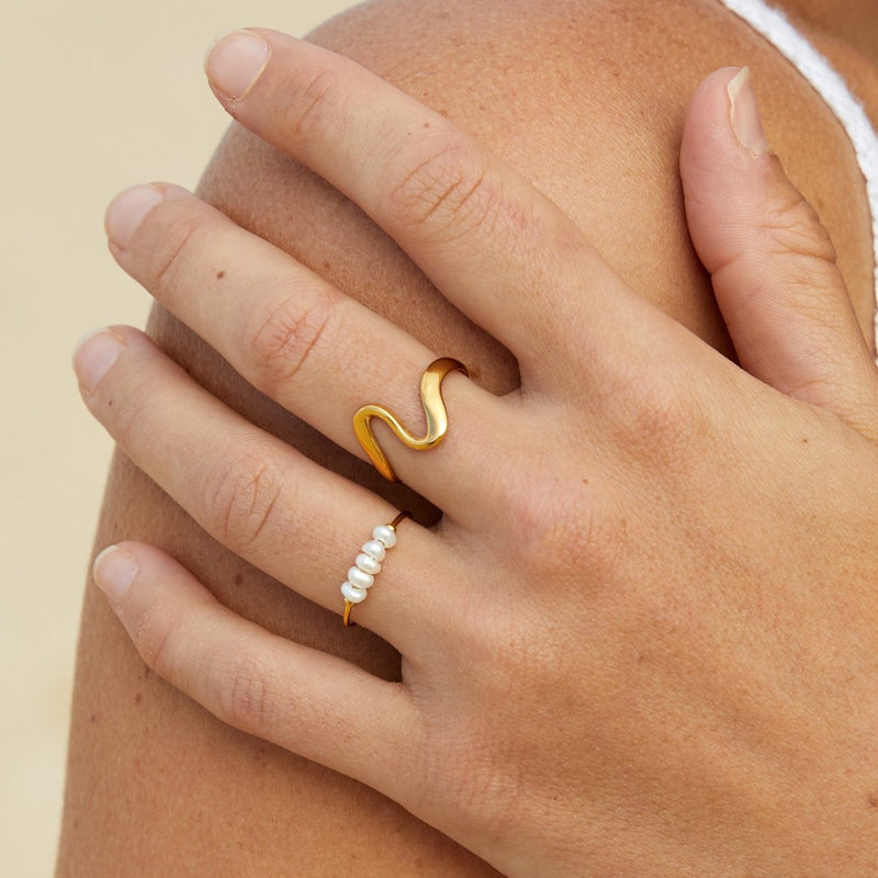 Veloria - Graceful Freshwater Pearl Ring