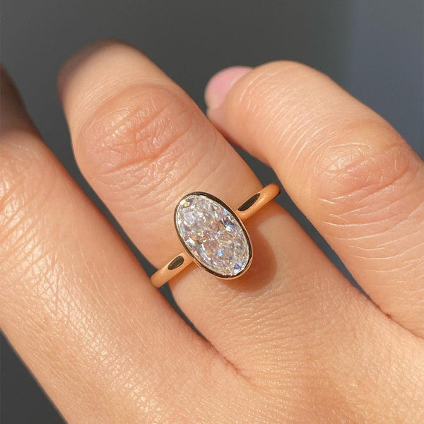 Giselle - Joyful Elegance White Moissanite Ring