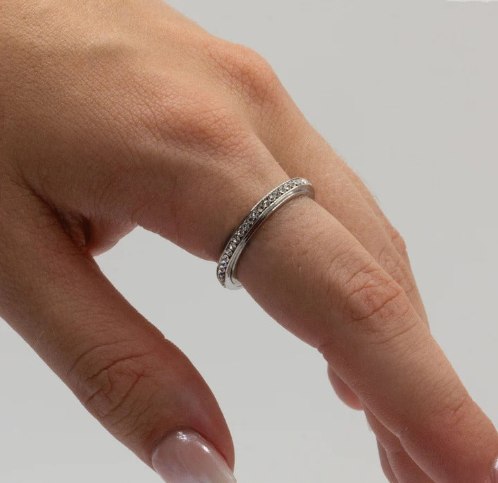Fiona - Haven Spinning Orbit Ring