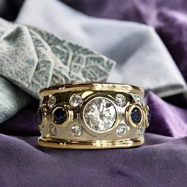 Hannah - Classic Gold Ring Adorned with Zirconia