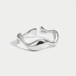Elle - Adjustable Silver Wave Ring