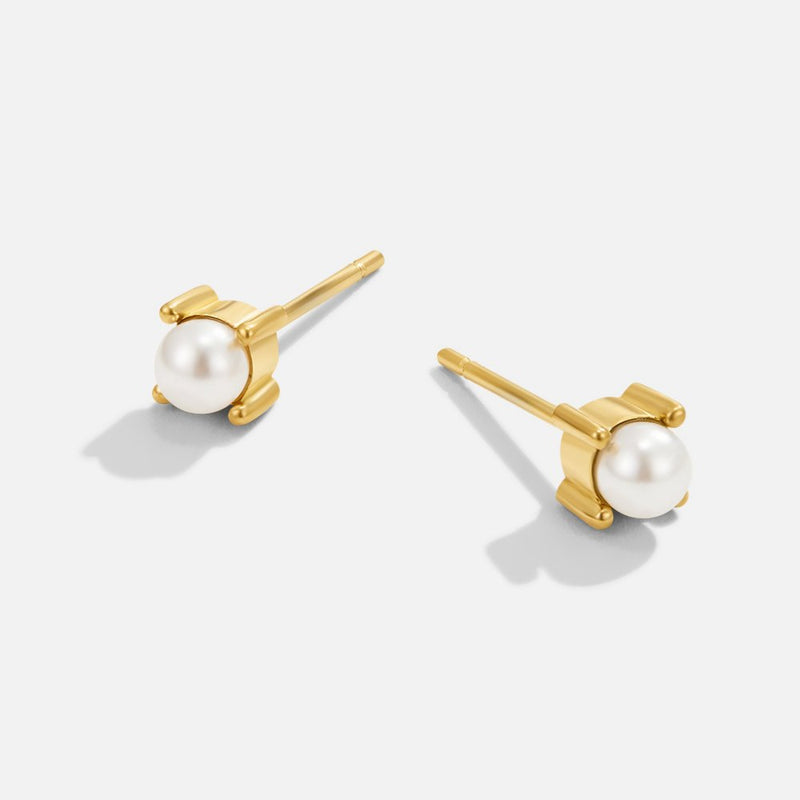 Sofia - Elegant  Pearl Stud Earrings