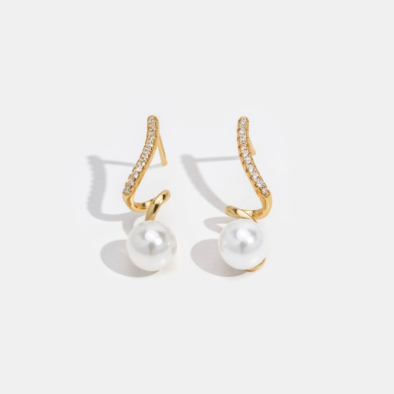 Ava - Tam Pearl Wave Drop Earrings