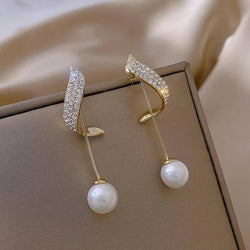 Marilla - Gold Vespera Earrings